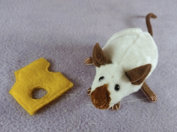 Himalayan Mouse Plushie